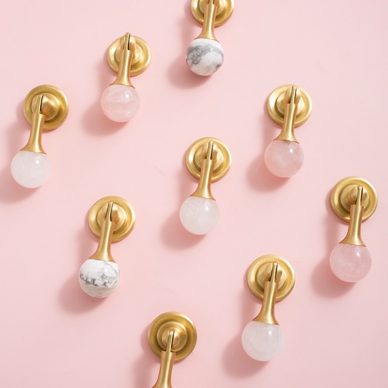 White Crystal Ball+Brass Furni - Furniture Hardware Drop Pulls recension och pris
